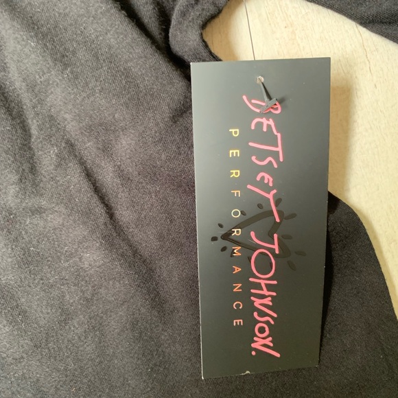 💜💜 Betsey Johnson Performance top 💜💜 - Picture 4 of 7